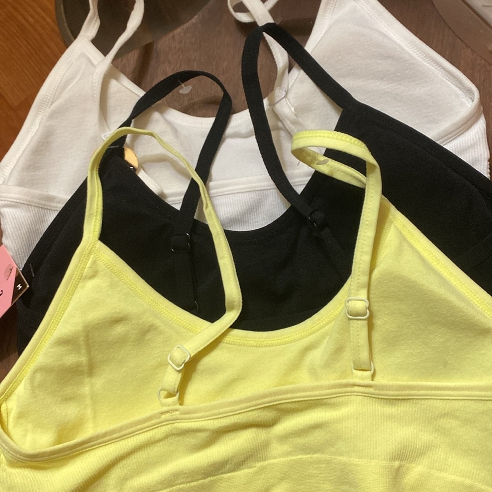 NWT Juicy Couture work out tops - Picture 3 of 4